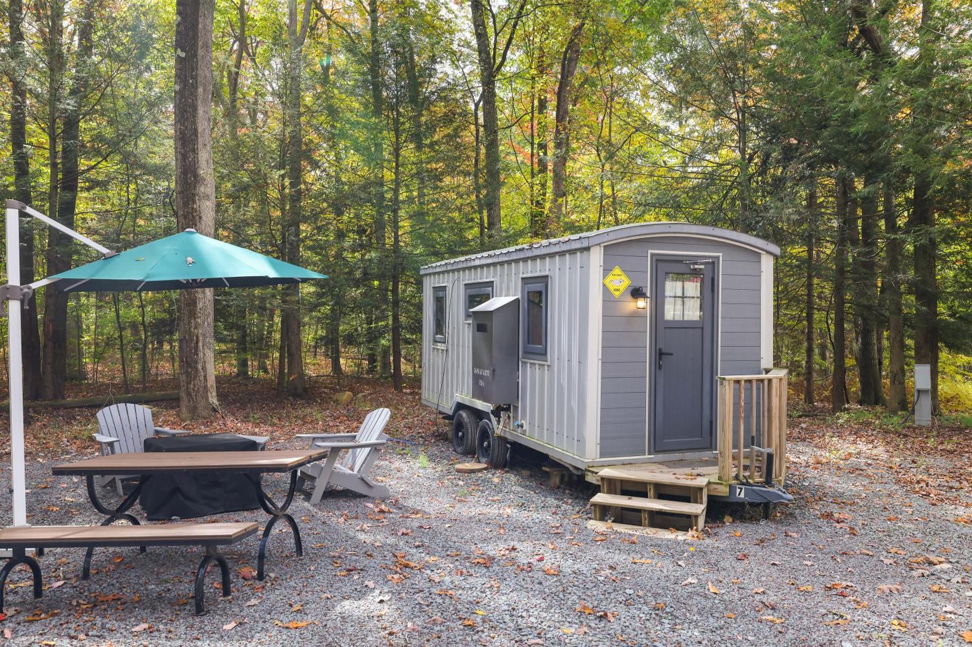 Camptel Poconos Lodging Albrightsville Exterior foto